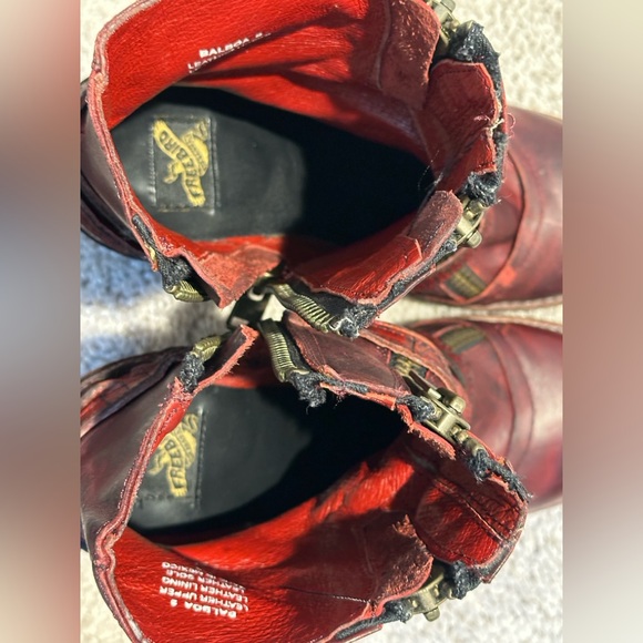 Freebird by Steven Balboa Ankle
Booties Wine Zip Block Heel - Picture 3 of 11